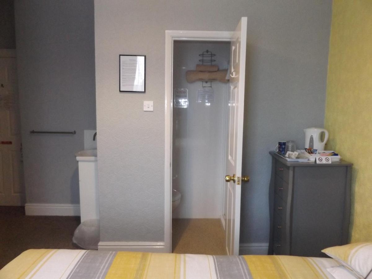 The Phoenix Guest House スカーバラ エクステリア 写真